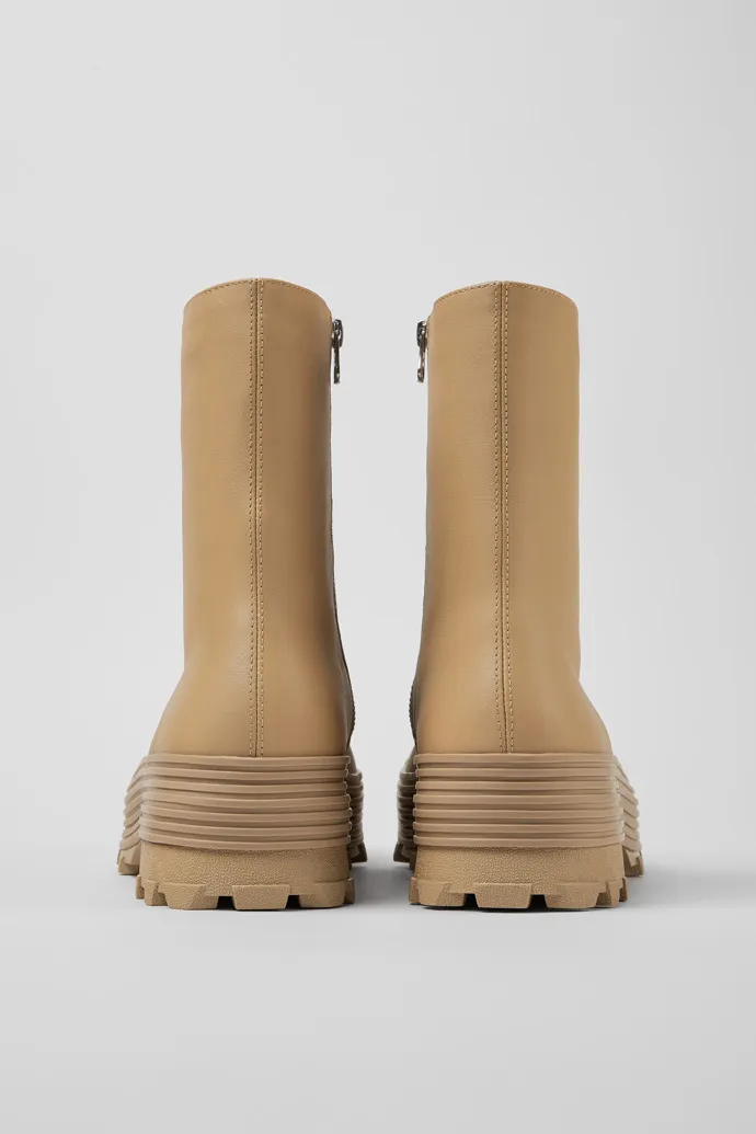 Traktori Beige leather boots